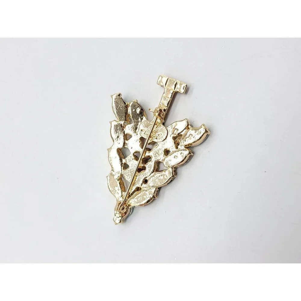 High Quality Signed Large Multi-Color Rhinestone Christmas Tree Brooch (C)
